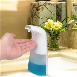 Сенсорный дозатор для жидкого мыла